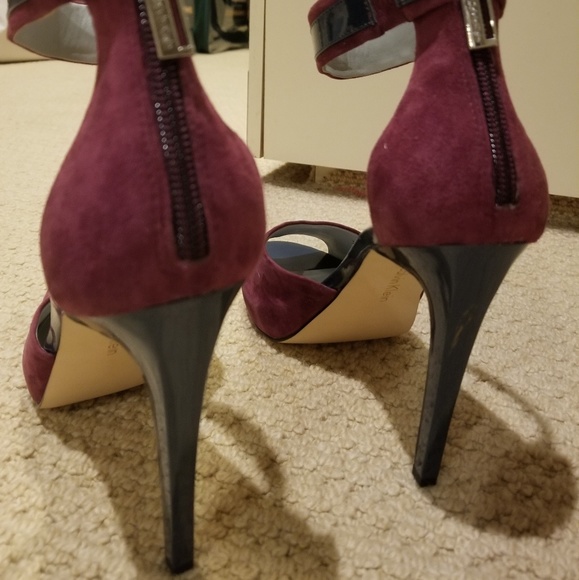 Calvin Klein suede sandals - Picture 2 of 5